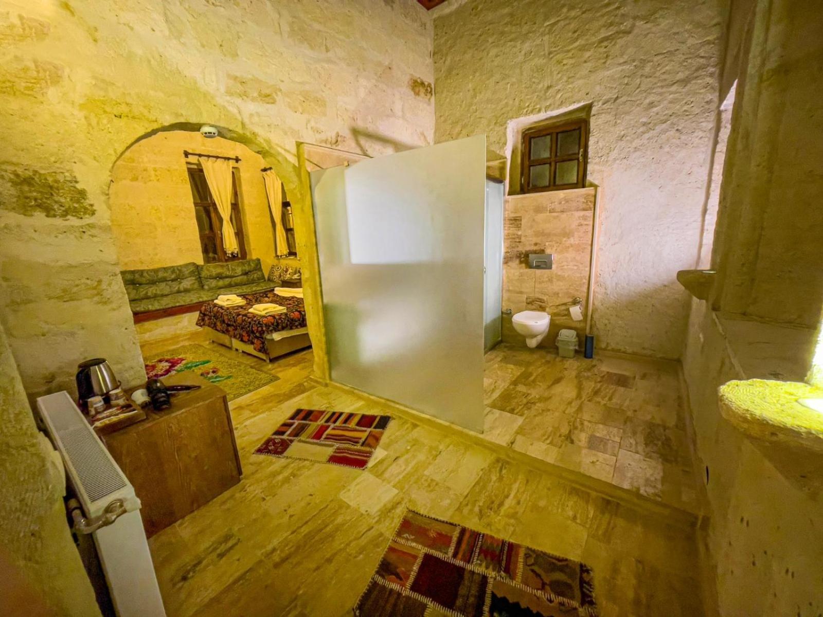 Heritage Cave Suites 于尔居普 外观 照片